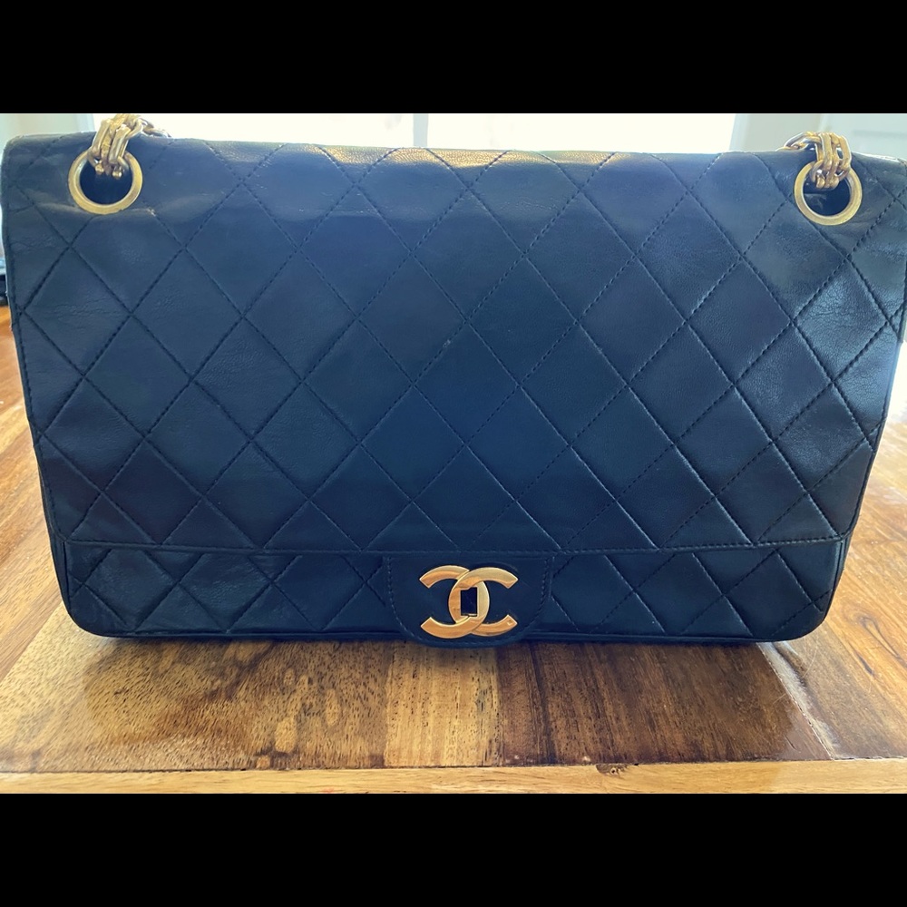 CHANEL Vintage Black Double Flap